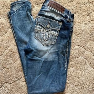 ROCK REVIVAL skinny jeans